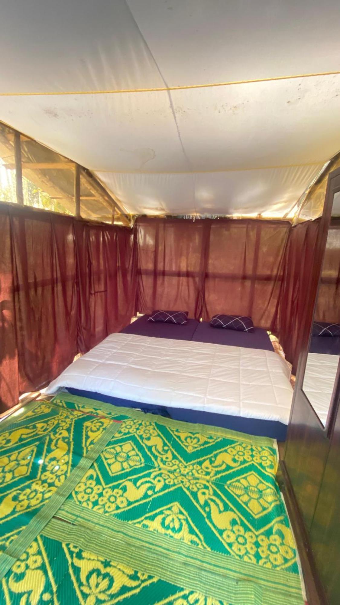 Lotus Jewel Forest Camping Sultan Bathery Exterior photo